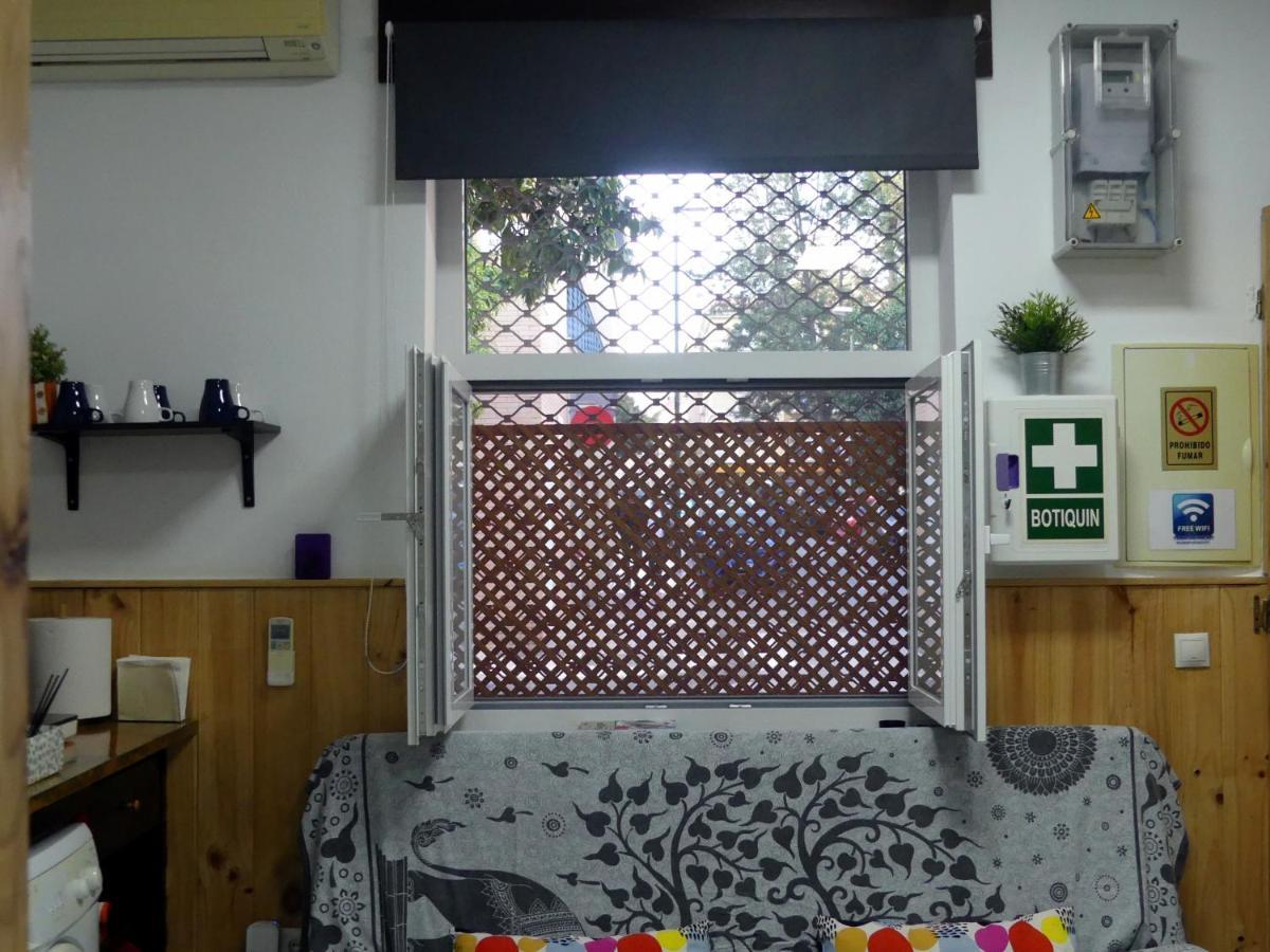 Encantador Bajo En 말라가 외부 사진